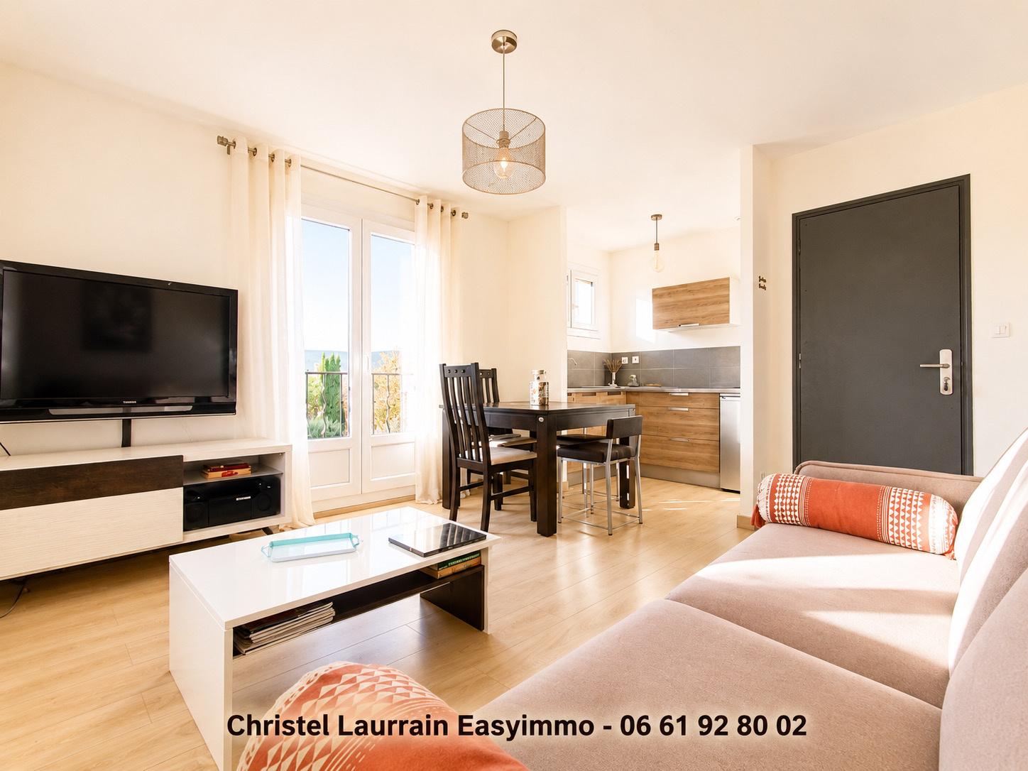 LES SALLES-SUR-VERDON   APPARTEMENT RÉNOVÉ AVEC GOÛT À DEUX