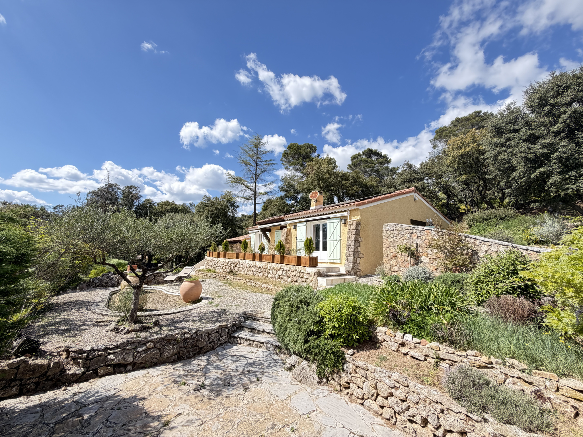 Tourtour:villa 93m2