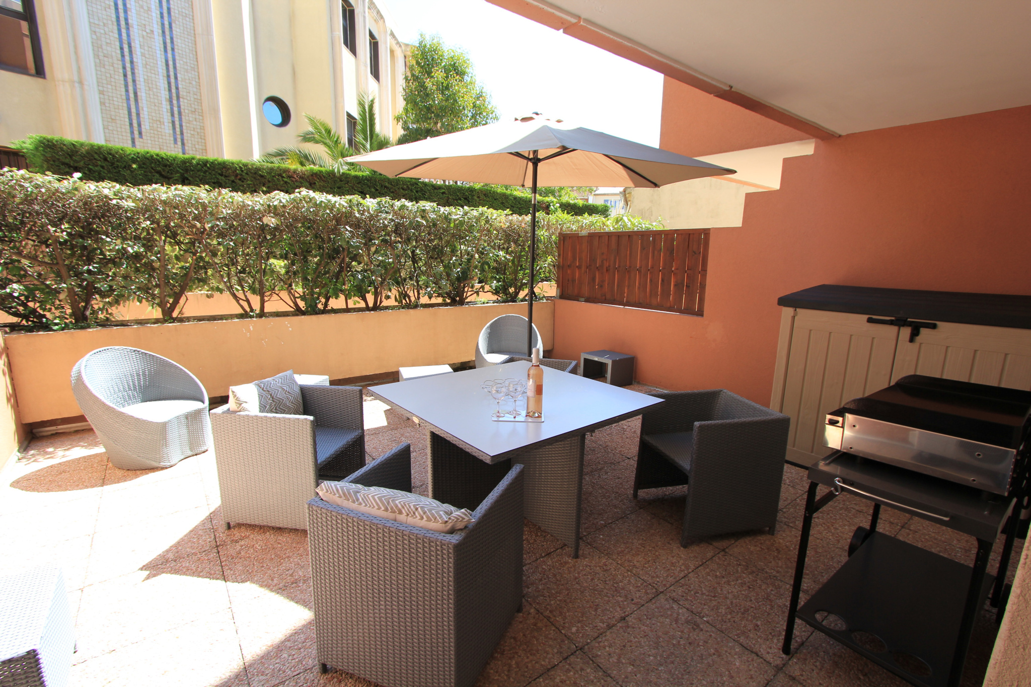 Sainte-Maxime   Appartement rénové en exclusivité à 200m de la plage